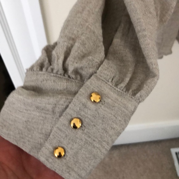 Flowy cream shirt - Picture 3 of 4